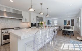 45b Pleasant St Vacation Rental Nantucket  United States Of America